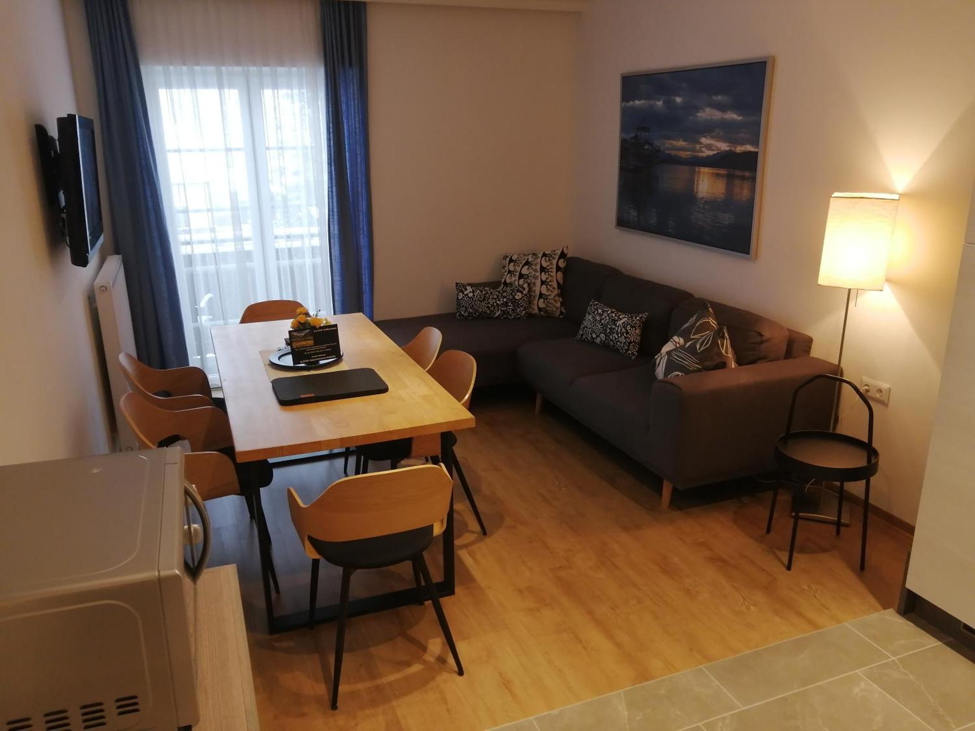 Alpina Appartements มัลล์นิทซ์ ภายนอก รูปภาพ