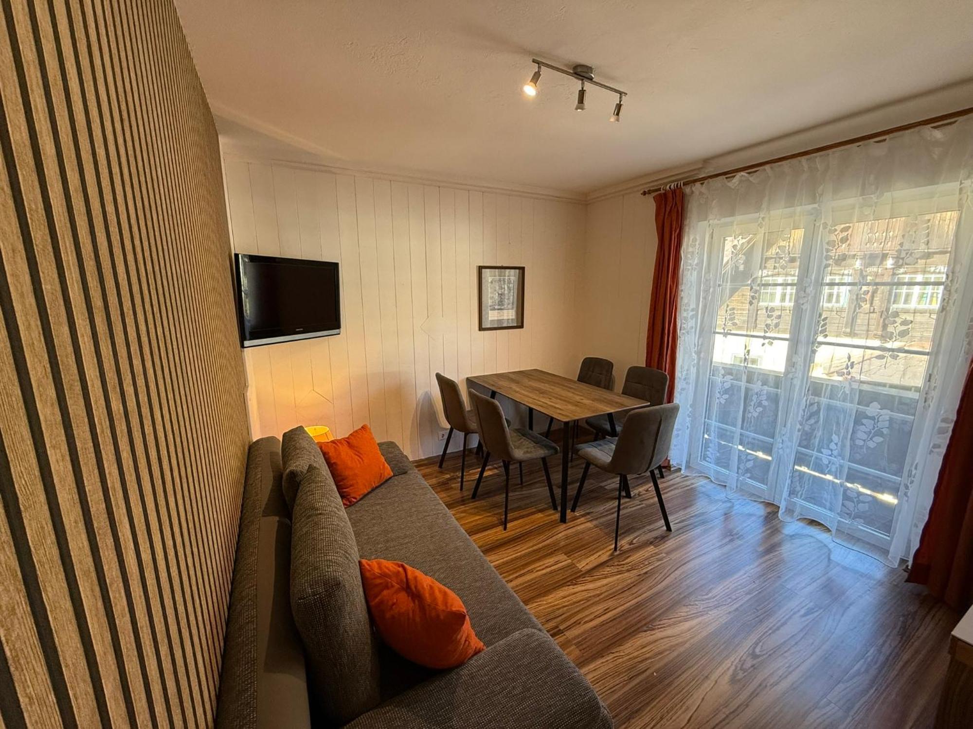 Alpina Appartements มัลล์นิทซ์ ภายนอก รูปภาพ